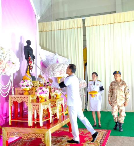 สพอ.บางแพ ร่วมพิธีวางพวงมาลาและน้อมรำลึกในพระมหากรุณาธิคุณ พระบาทสมเด็จพระจุลจอมเกล้าเจ้าอยู่หัว เนื่องใน “วันปิยมหาราช” ประจำปี 2569